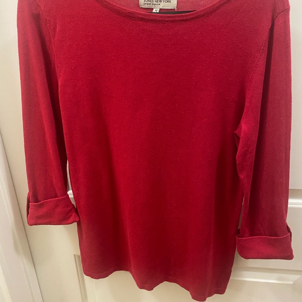 Jones New York lightweight sweater,3/4 button sleeve, NWT.
